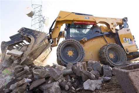 Caterpillar launches 8 new next gen compact loaders